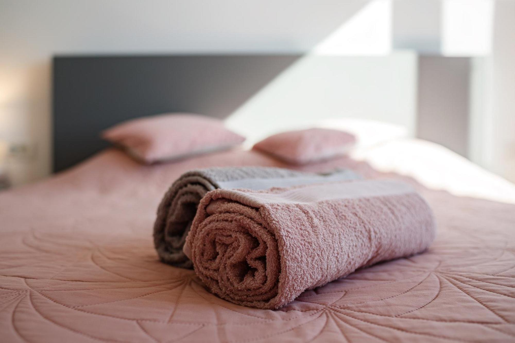 B14-Exclusive Apartment&Parking Timisoara Ngoại thất bức ảnh
